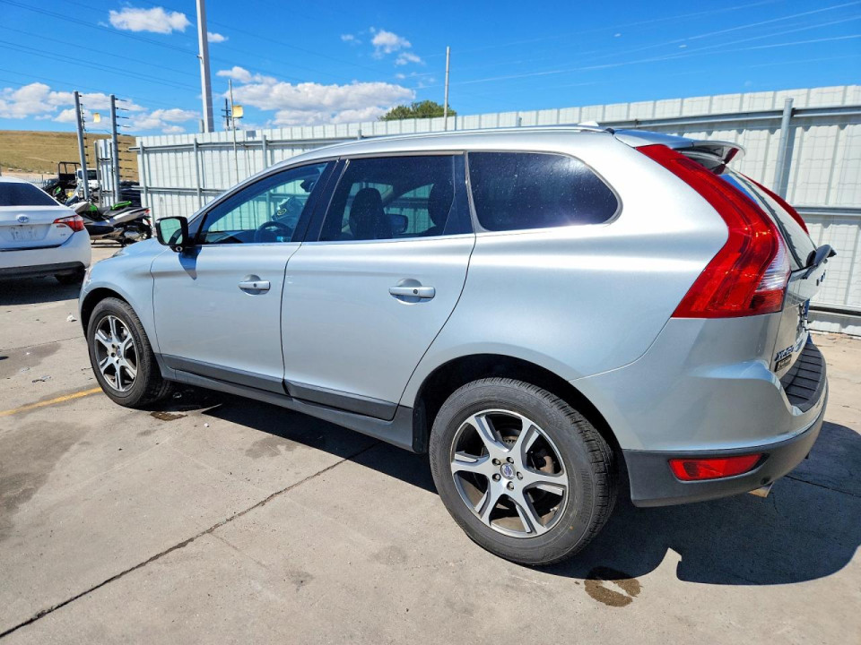 Volvo XC60 2011 — Copart
