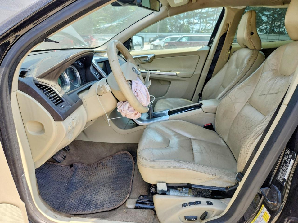 Volvo XC60 2013 — Copart