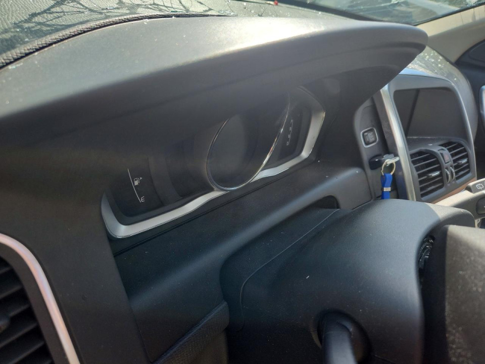 Volvo XC60 2017 — Copart