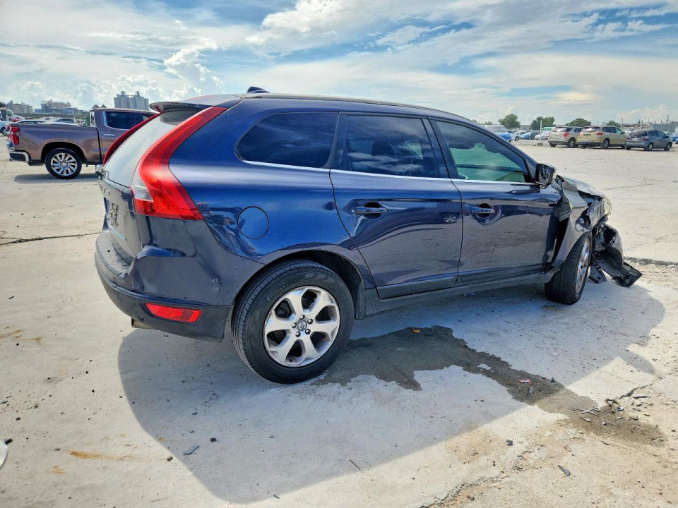 Volvo XC60 2013 — Copart