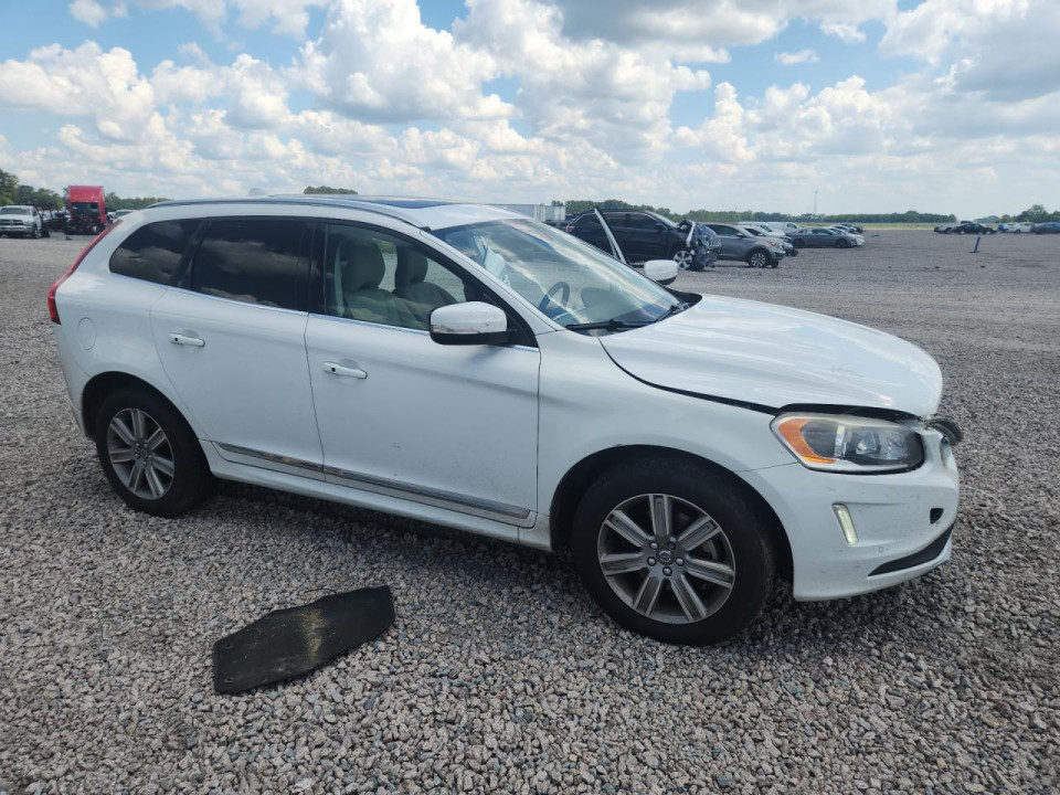 Volvo XC60 2016 — Copart