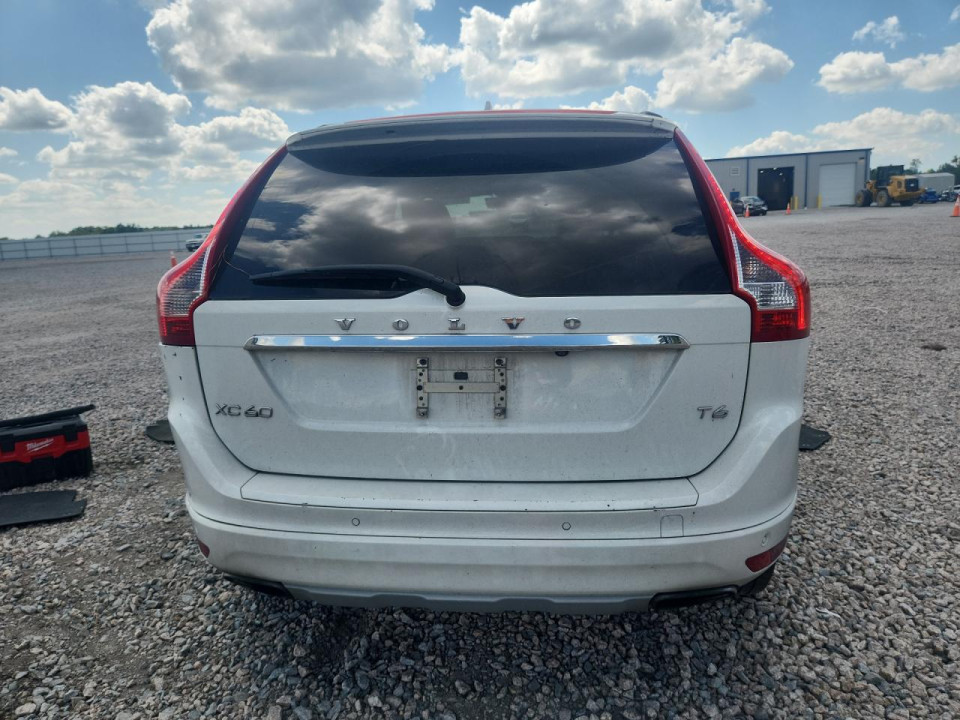 Volvo XC60 2016 — Copart