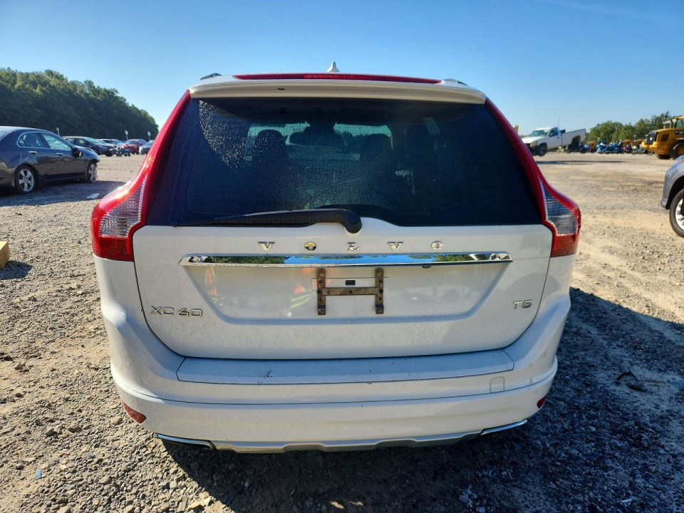 Volvo XC60 2015 — Copart