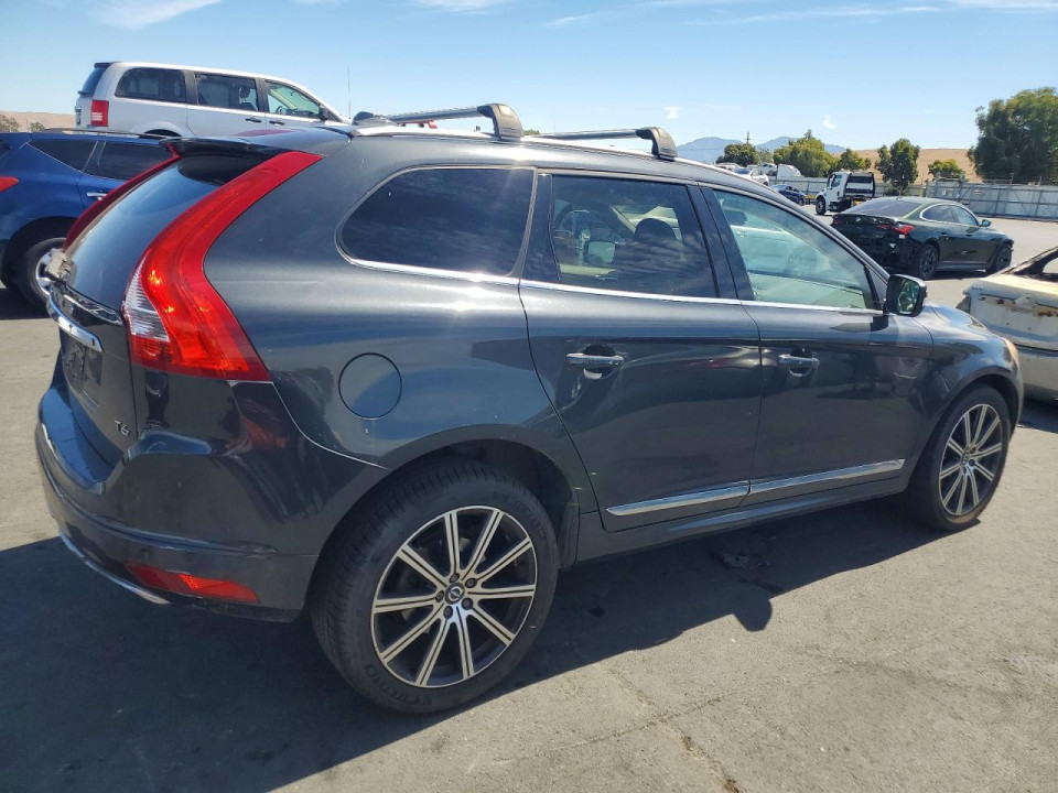 Volvo XC60 2015 — Copart