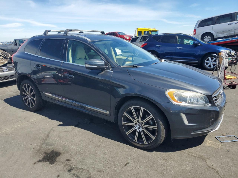 Volvo XC60 2015 — Copart