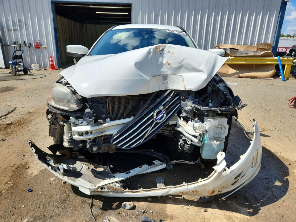 Volvo XC60 2015 — Copart