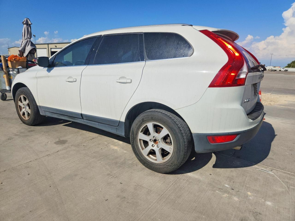 Volvo XC60 2012 — Copart