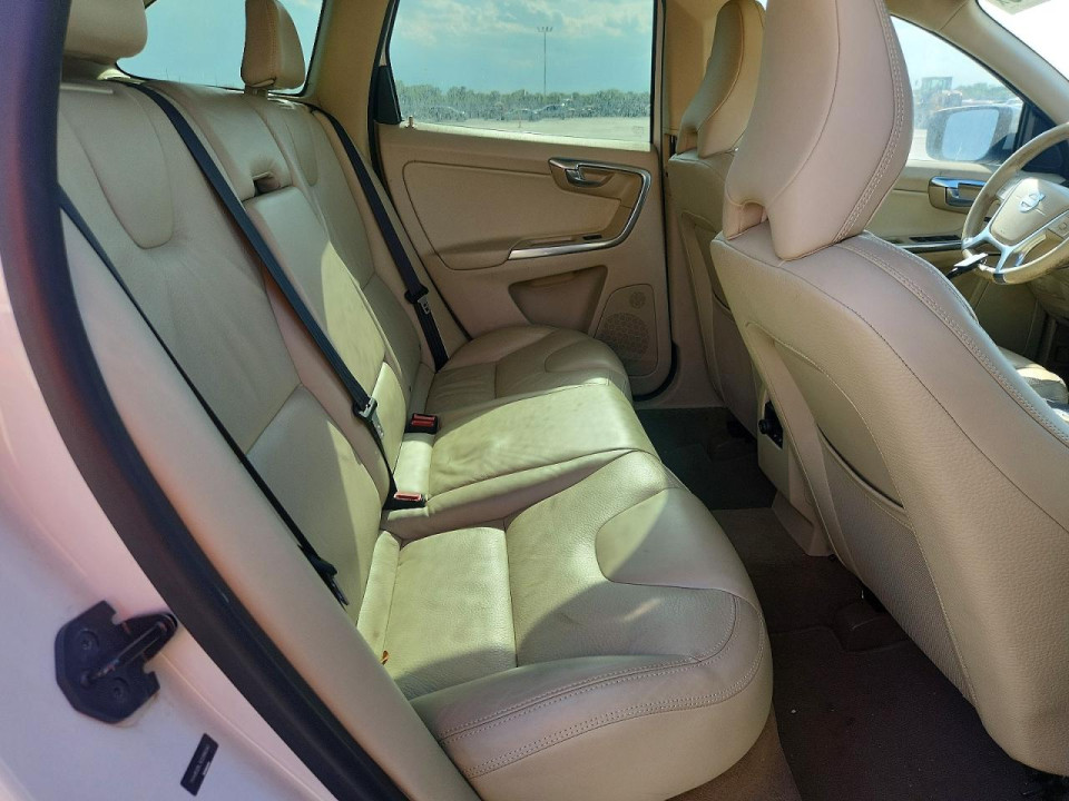Volvo XC60 2012 — Copart