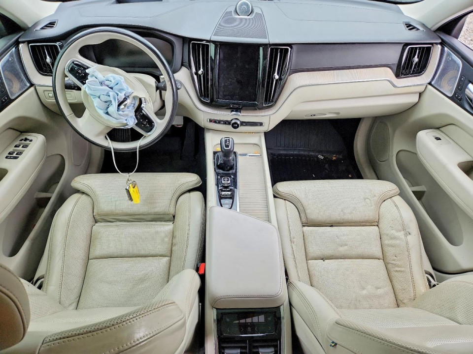 Volvo XC60 2018 — Copart