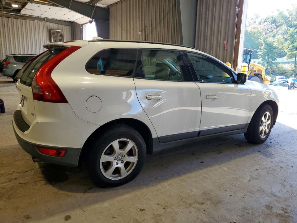 Volvo XC60 2010 — Copart