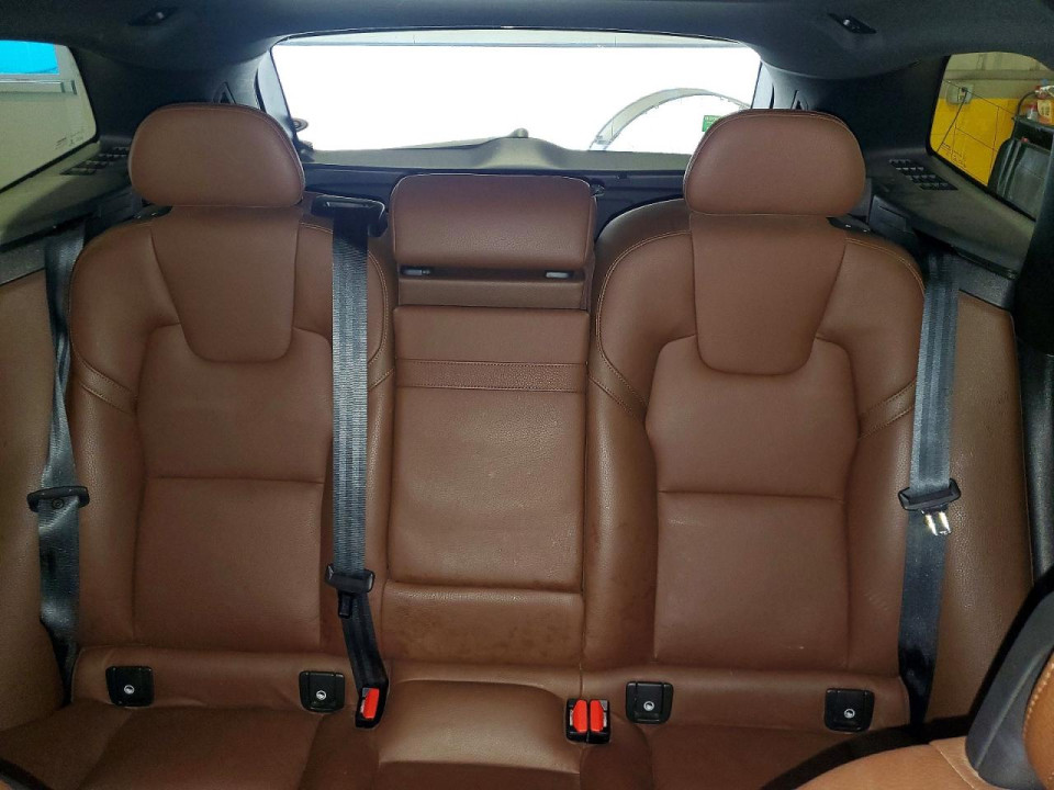 Volvo XC60 2018 — Copart