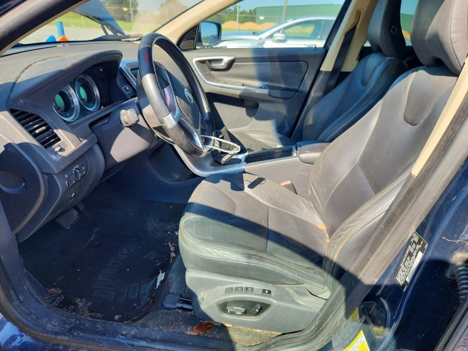 Volvo XC60 2013 — Copart