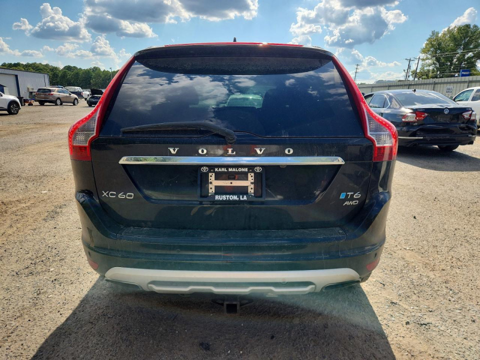 Volvo XC60 2017 — Copart