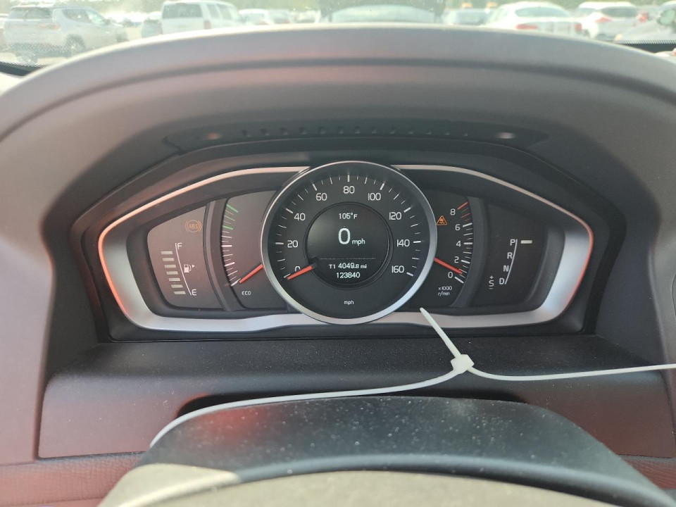 Volvo XC60 2015 — Copart