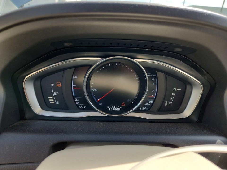 Volvo XC60 2016 — Copart