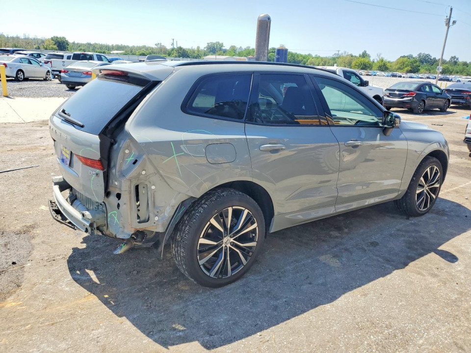 Volvo XC60 2025 — Copart