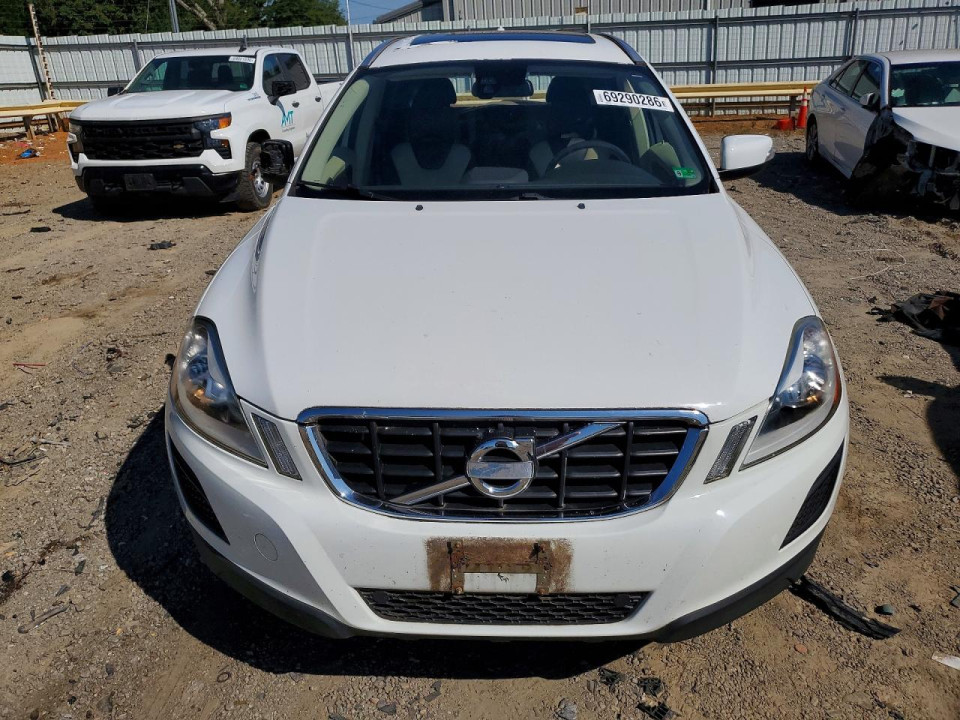 Volvo XC60 2011 — Copart