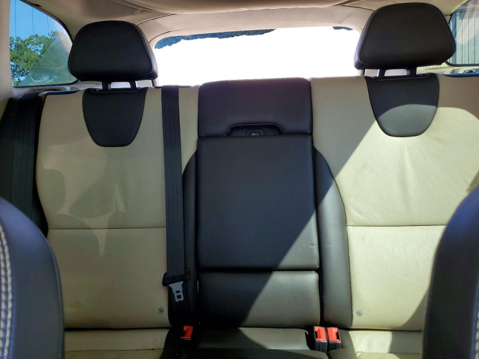 Volvo XC60 2011 — Copart