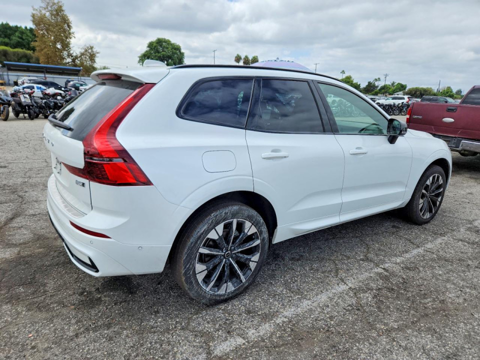 Volvo XC60 2026 — Copart
