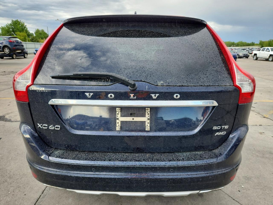 Volvo XC60 2016 — Copart