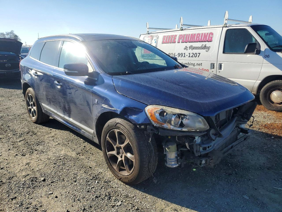Volvo XC60 2015 — Copart