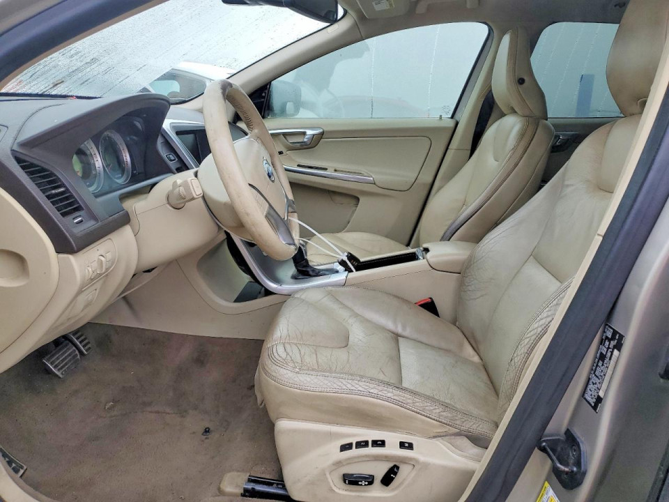 Volvo XC60 2013 — Copart