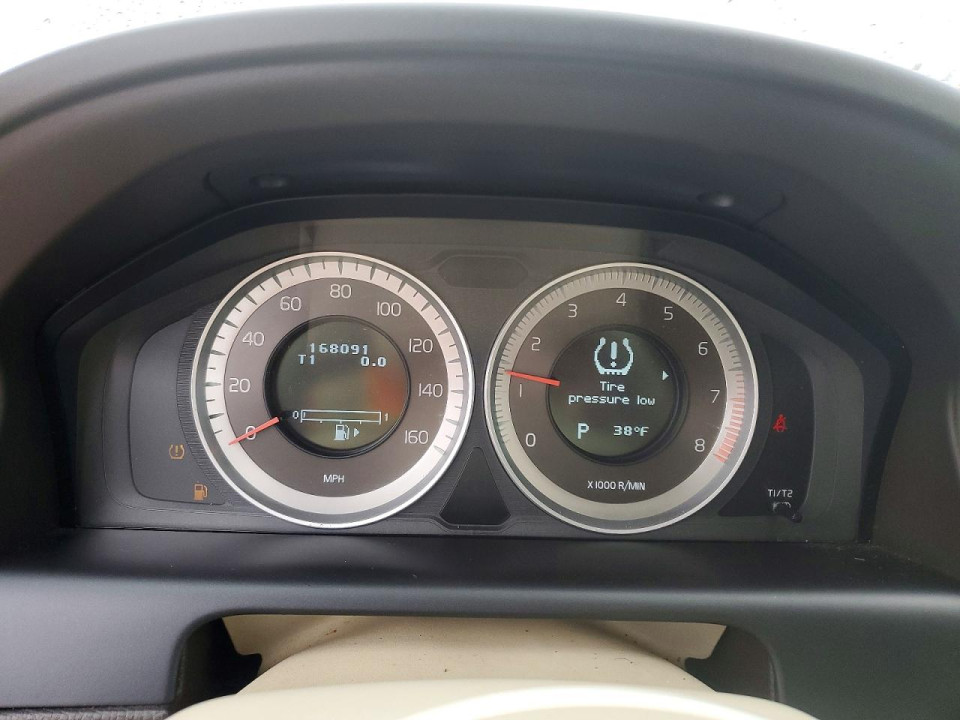 Volvo XC60 2013 — Copart