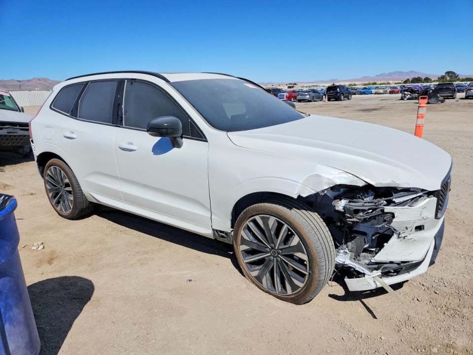 Volvo XC60 2026 — Copart