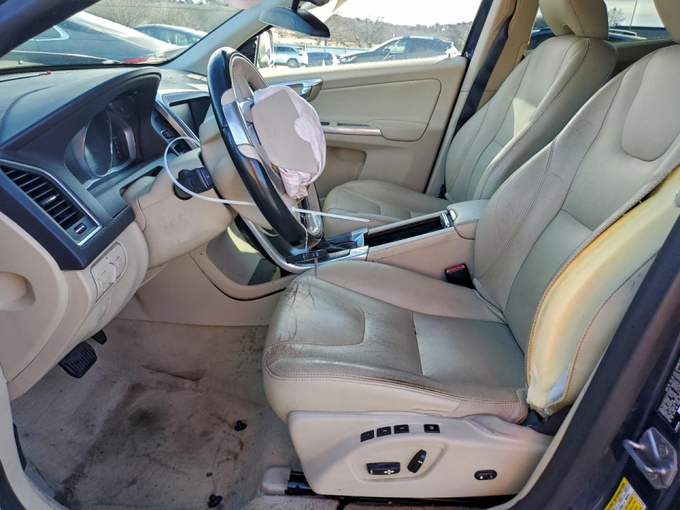 Volvo XC60 2015 — Copart