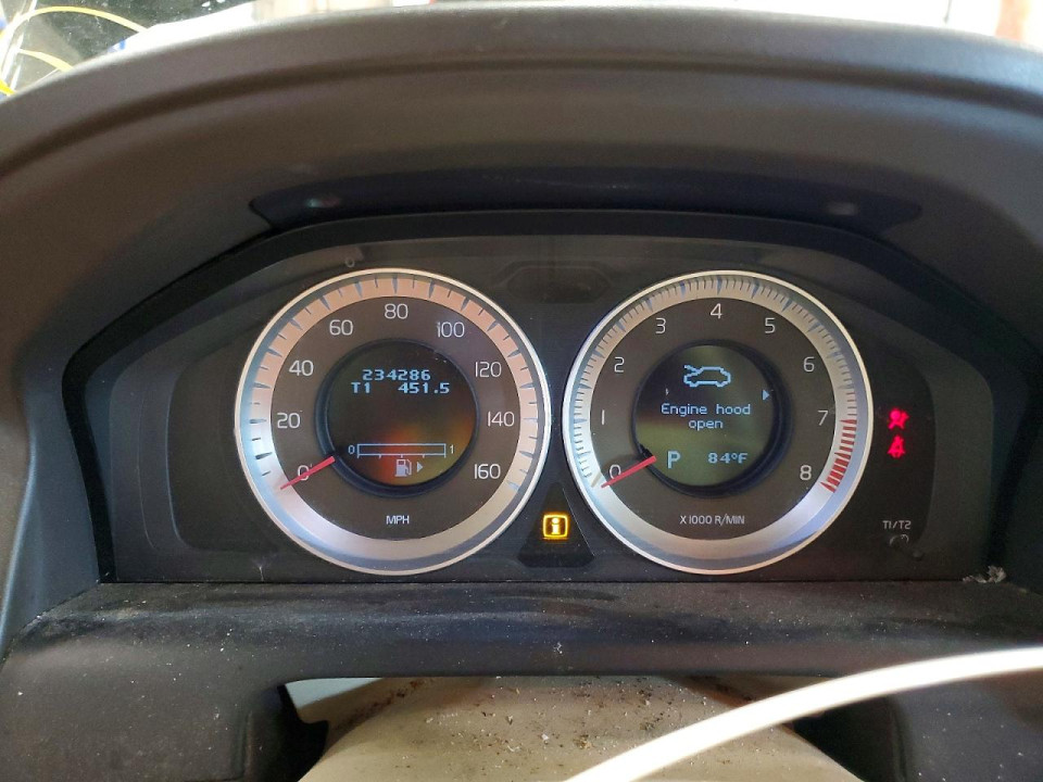 Volvo XC60 2012 — Copart