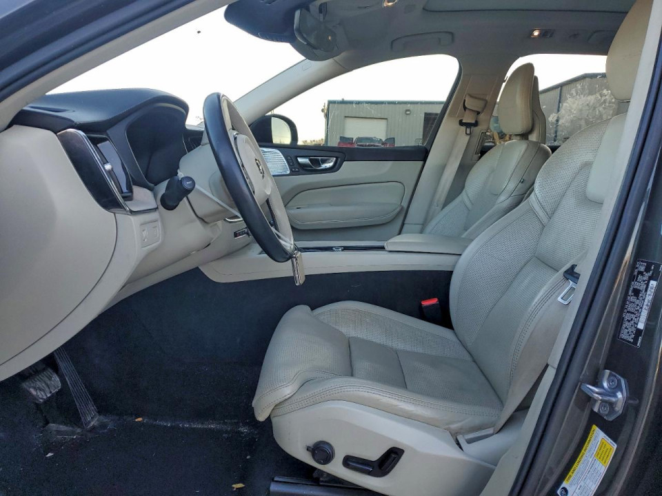 Volvo XC60 2018 — Copart
