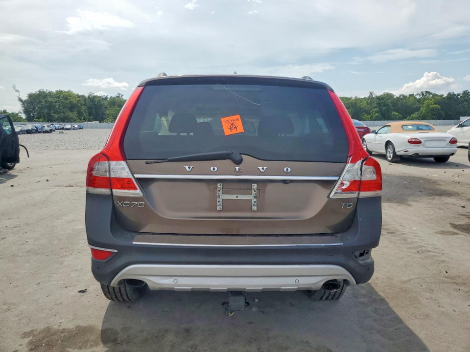 Volvo XC70 2016 — Copart