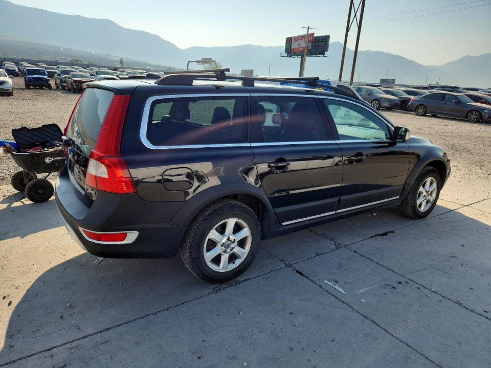 Volvo XC70 2011 — Copart