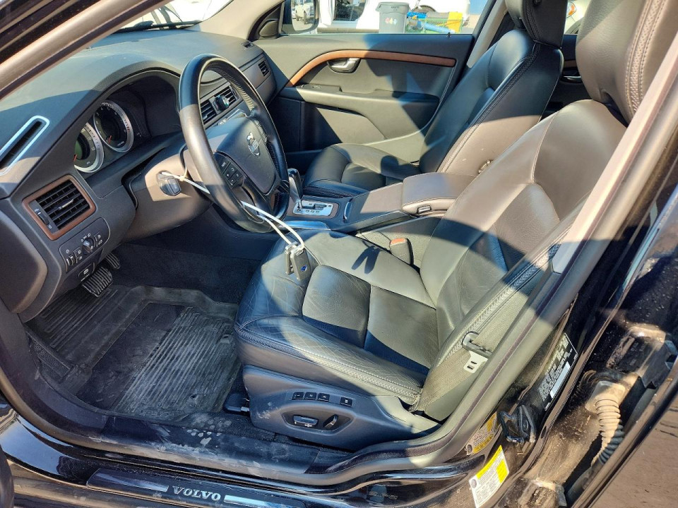 Volvo XC70 2011 — Copart