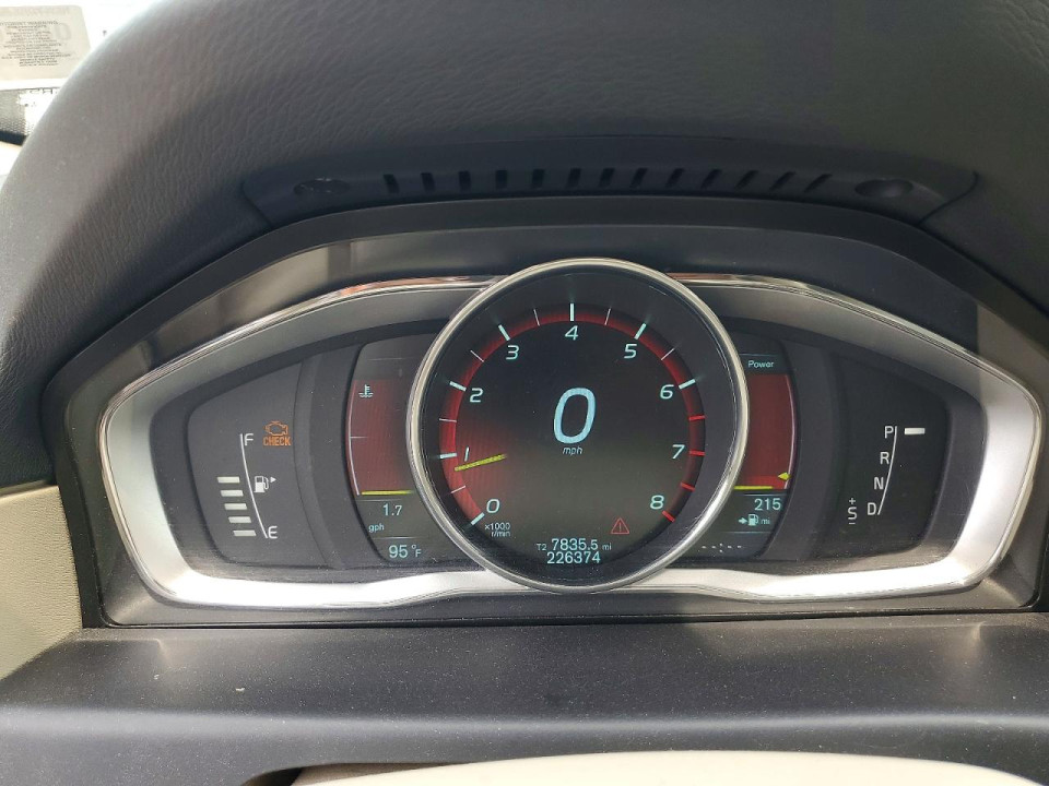 Volvo XC70 2014 — Copart