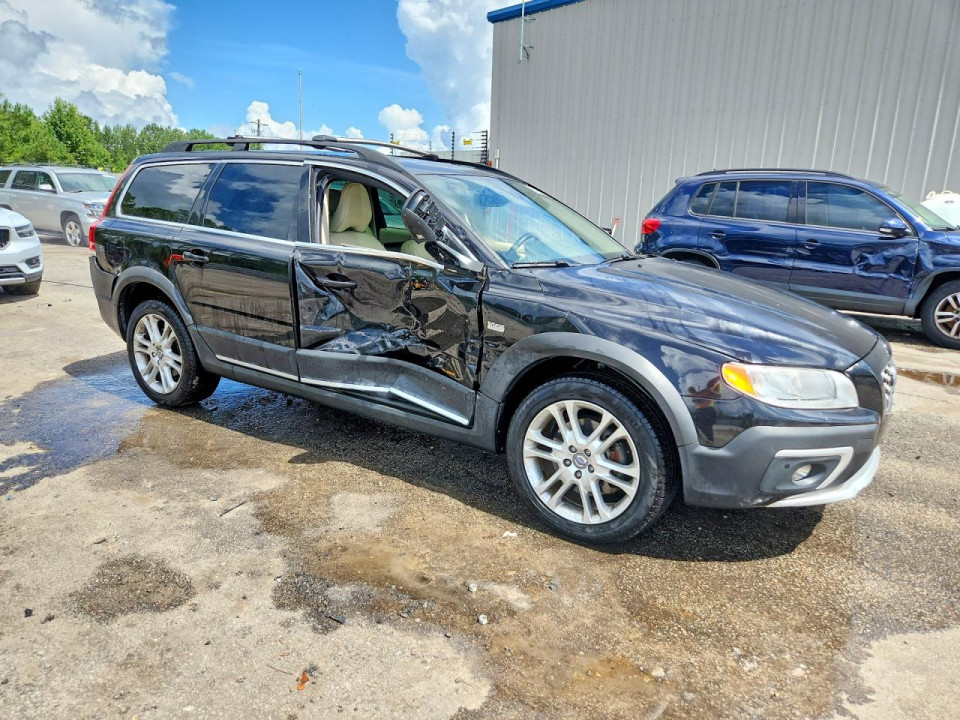 Volvo XC70 2016 — Copart