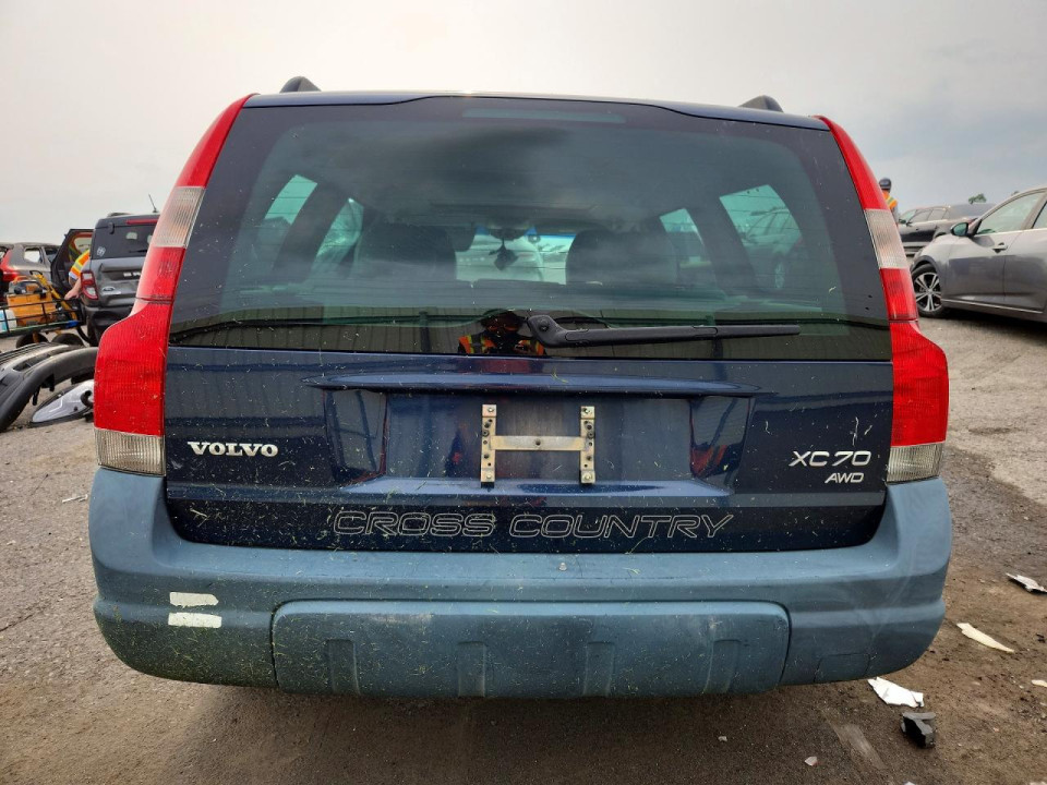 Volvo XC70 2004 — Copart