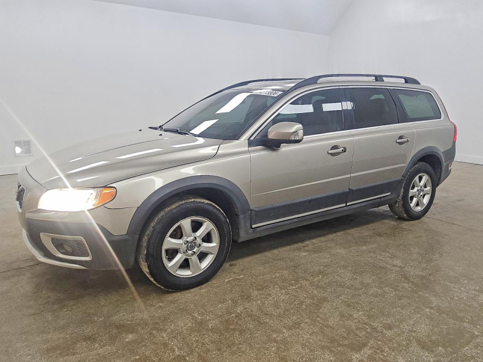 Volvo XC70 2011 — Copart