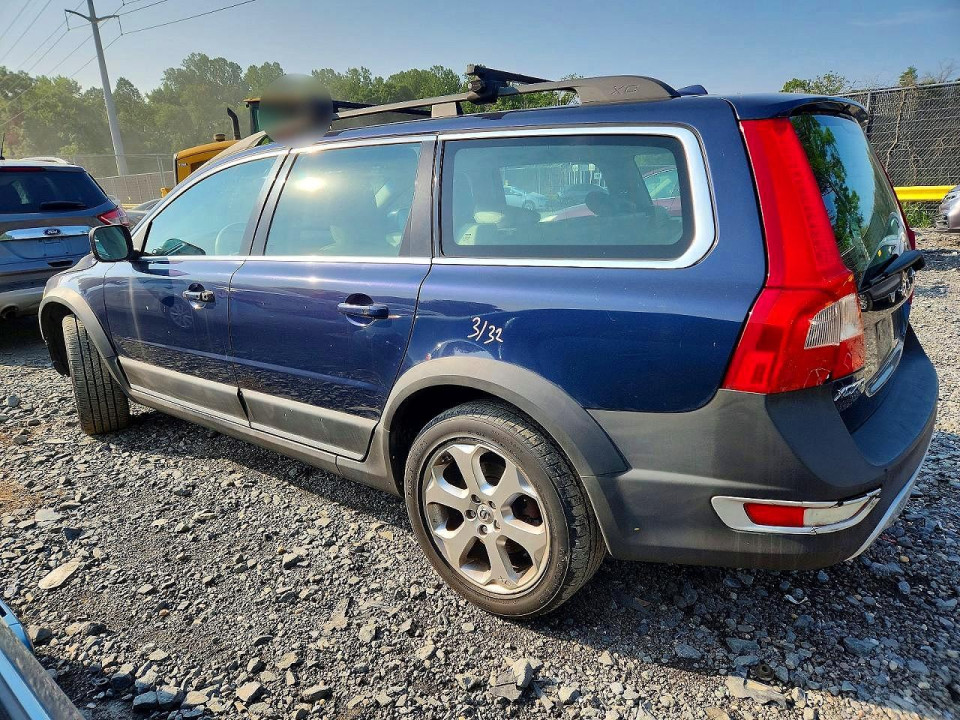 Volvo XC70 2010 — Copart