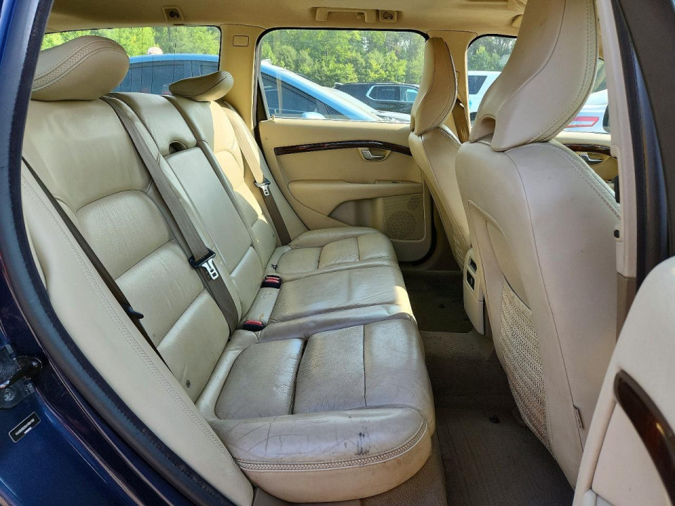 Volvo XC70 2010 — Copart