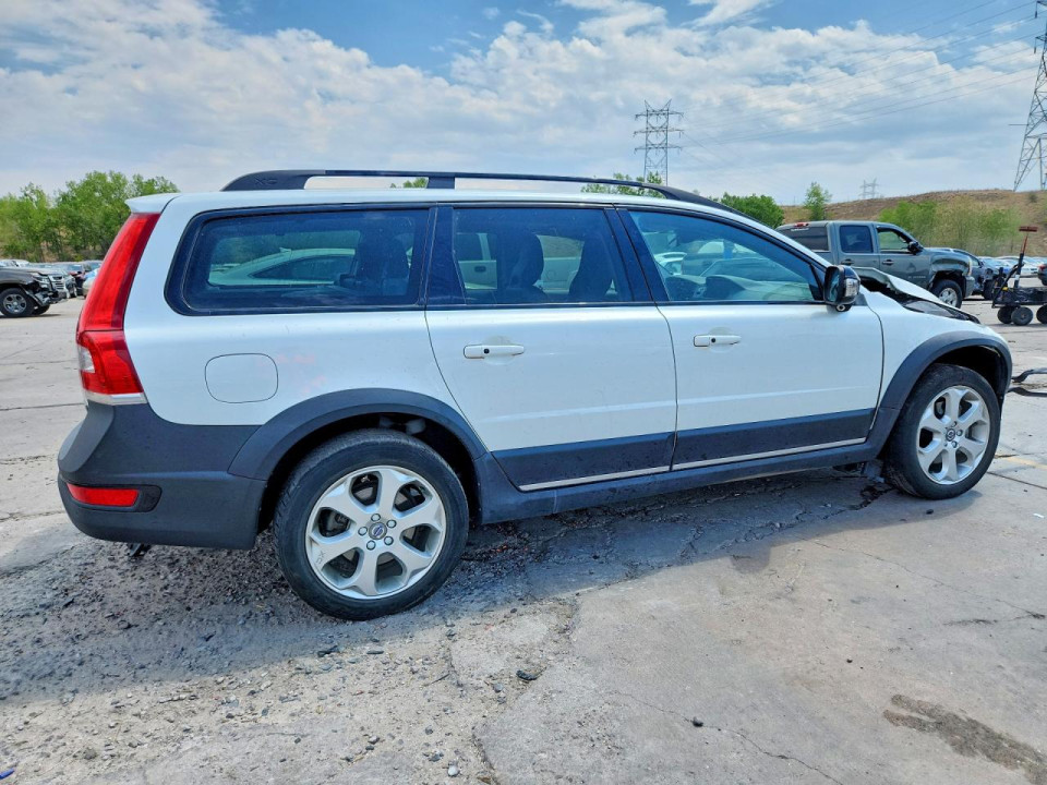Volvo XC70 2016 — Copart