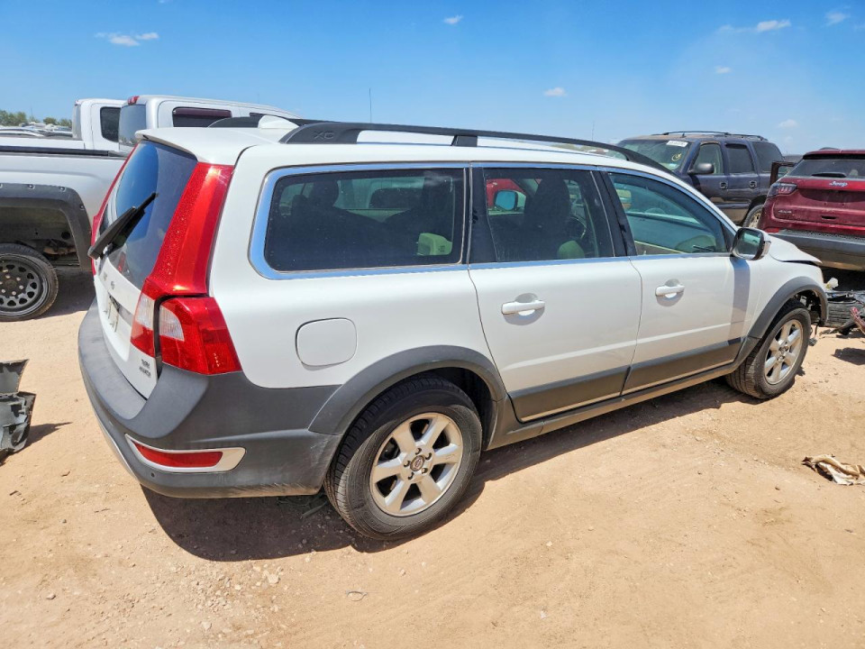 Volvo XC70 2010 — Copart
