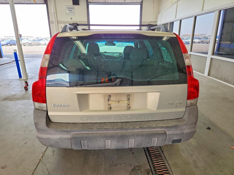 Volvo XC70 2003 — Copart