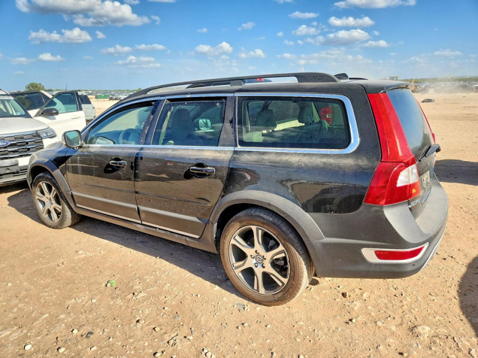 Volvo XC70 2012 — Copart