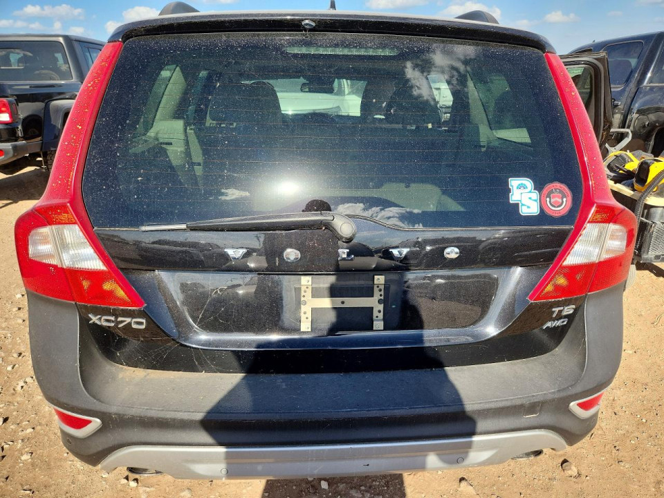 Volvo XC70 2012 — Copart
