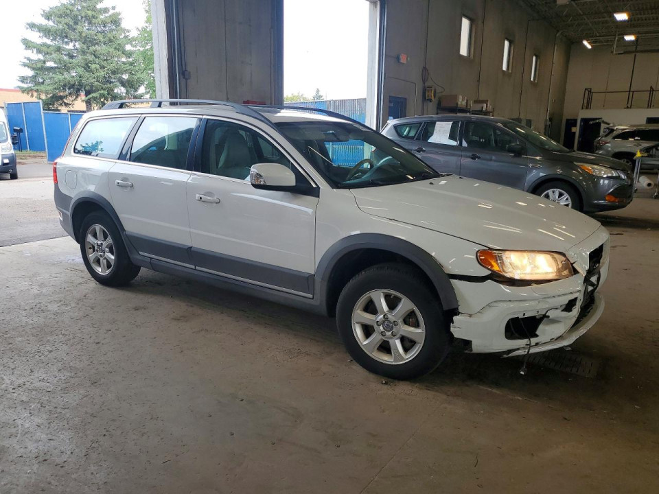 Volvo XC70 2010 — Copart