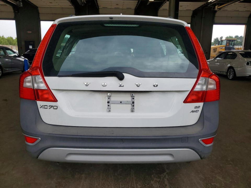 Volvo XC70 2010 — Copart