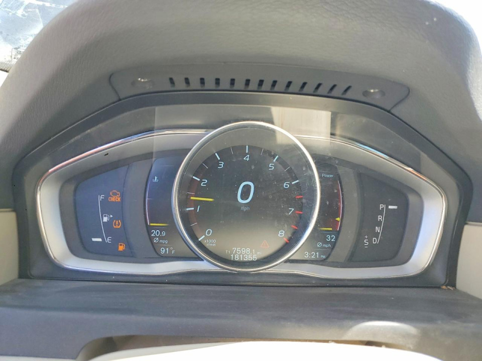 Volvo XC70 2016 — Copart