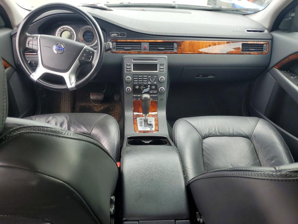 Volvo XC70 2010 — Copart