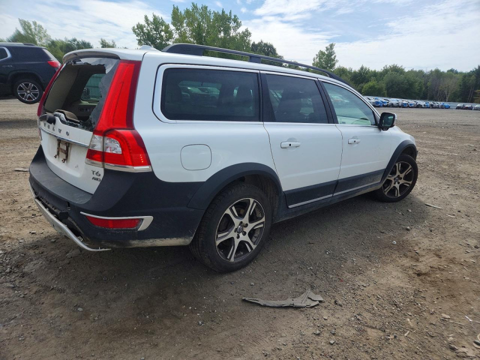 Volvo XC70 2015 — Copart